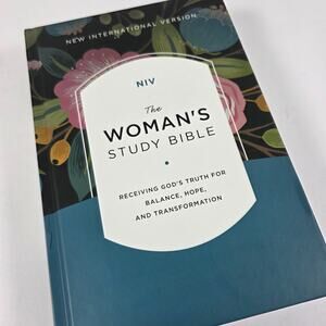 NIV the Woman's Study Bible by Thomas Nelson (2018, Hardcover) New.